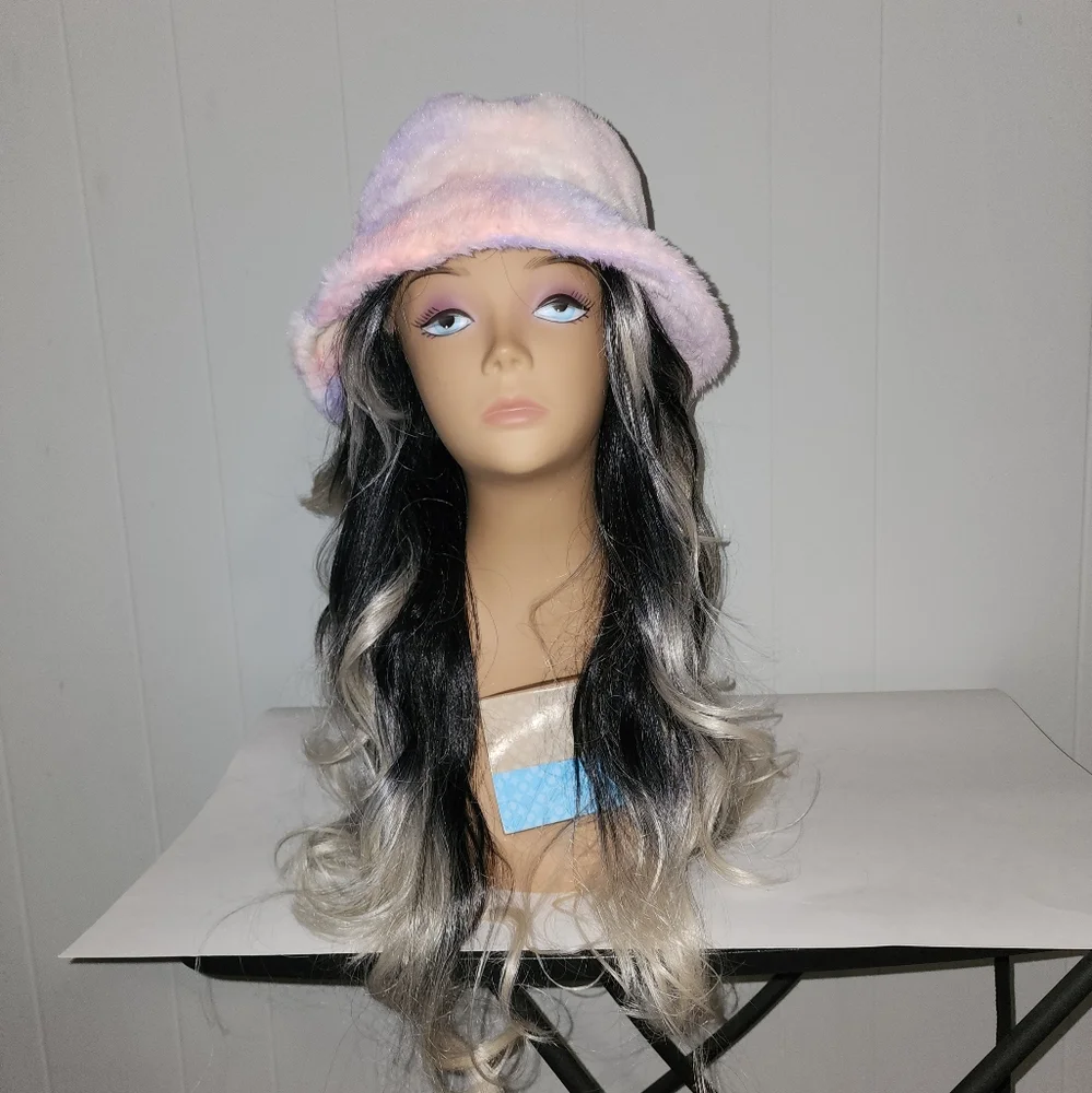 New Dolls Kill Fuzzy Soft , Faux Fur Tye Dye Bucket Hat - Picture 8 of 8